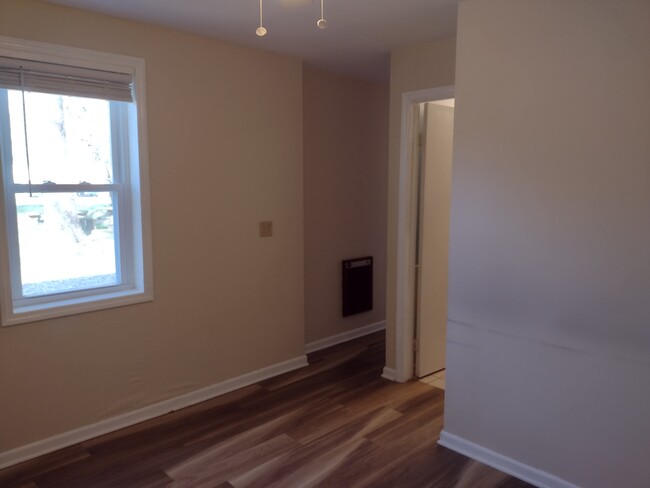 Building Photo - 1166 Peachtree Street, Unit 5
