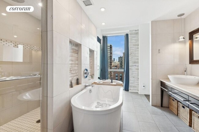 Foto del edificio - 340 E 23rd St