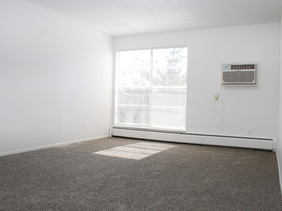 Village Green Apartments in Greeley, CO