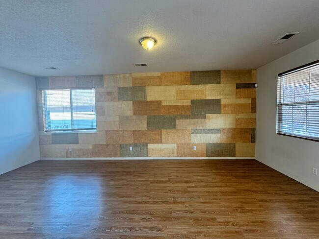 Foto del edificio - 520 Rain Lily Rd SW