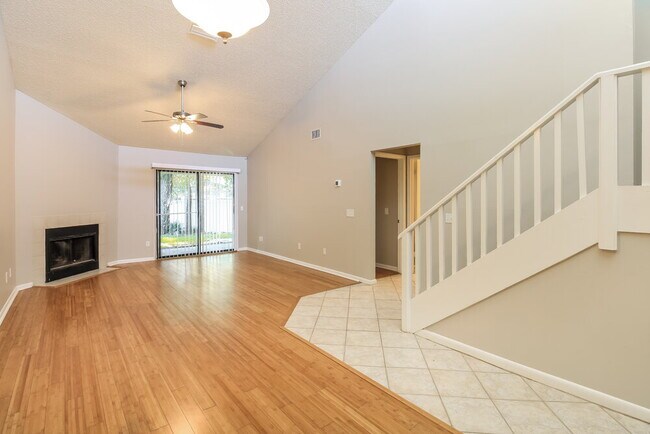 Building Photo - 153 La Pasada Cir S