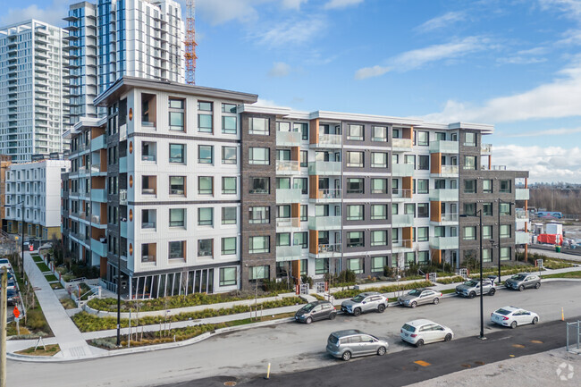Building Photo - Keel