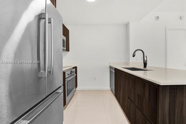Photo - 488 NE 18th St cu-3105 Apartment