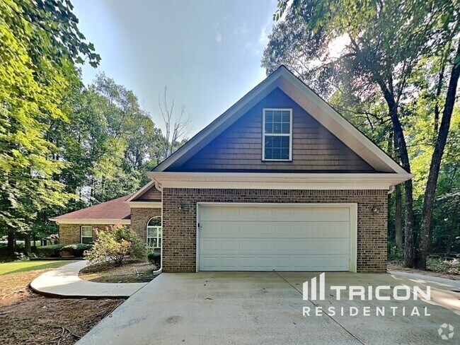 Building Photo - 45 Pebble Creek Dr