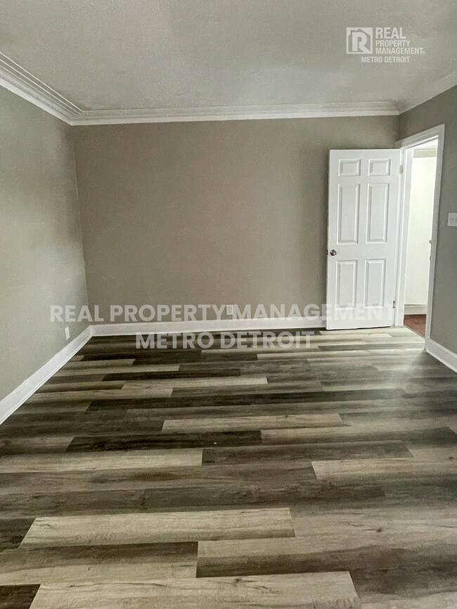 Foto del edificio - 16210 Ferguson St