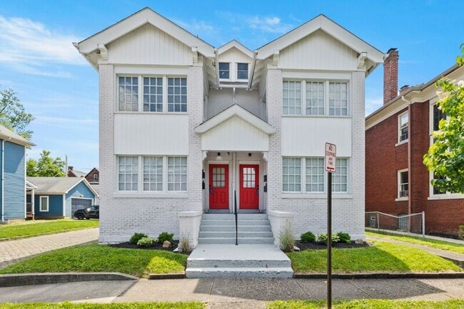 Building Photo - 64 N 20th St