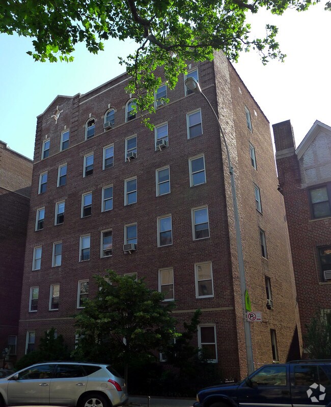 3505 72nd St, Jackson Heights, NY 11372 Apartments Jackson Heights