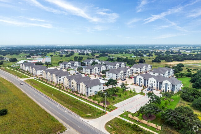 Foto del edificio - Alta Berry Creek