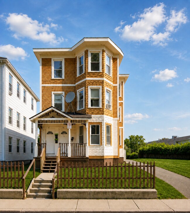 Building Photo - 56 Judson St