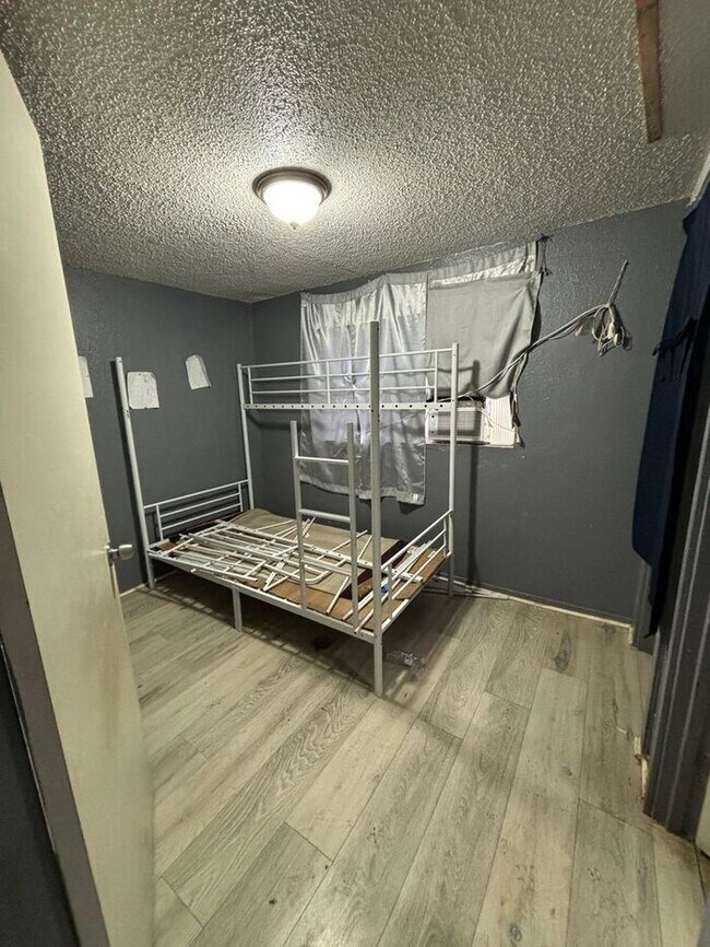 Foto del edificio - Amazing Price 1 Bed 1 Bath for Rent Lubbock Texas 79401