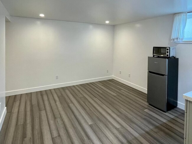 Foto del edificio - 150 Summerhill Ln