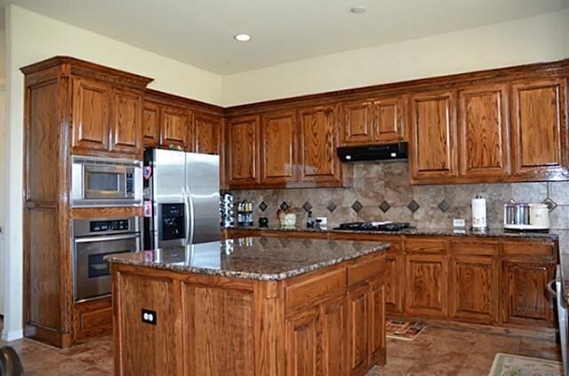 Building Photo - 4477 Fairway Dr