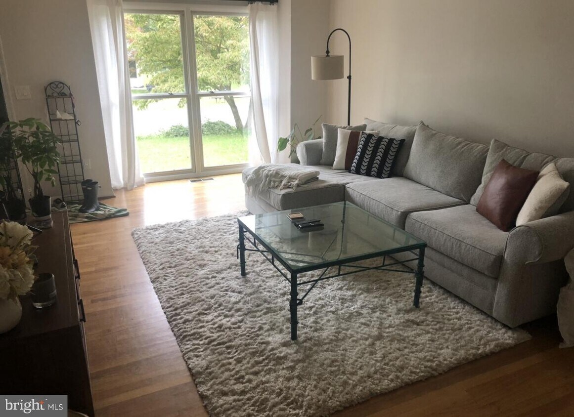 203 Maple St, Middleburg, VA 20117 House Rental in Middleburg, VA