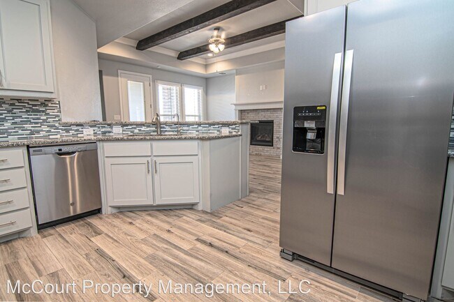 Foto del edificio - 3 br, 2 bath House - 6100 Ridge View