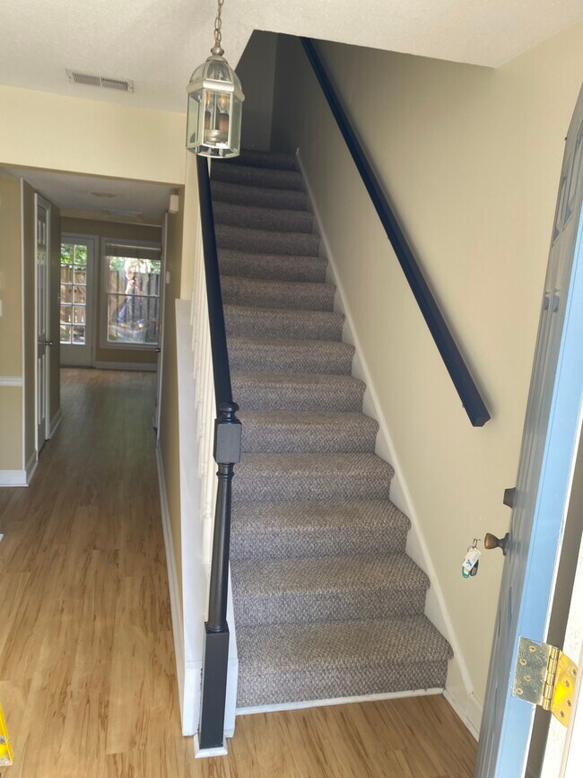 Foto del edificio - 4929 Seabrook Ct