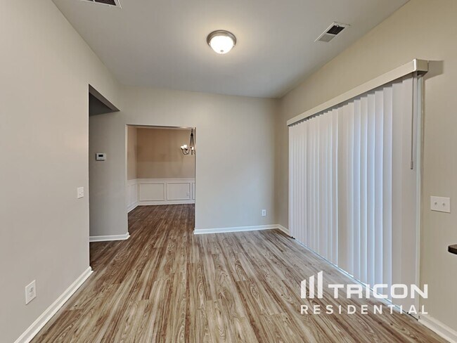 Building Photo - 5314 Peachwood Drive Charlotte NC