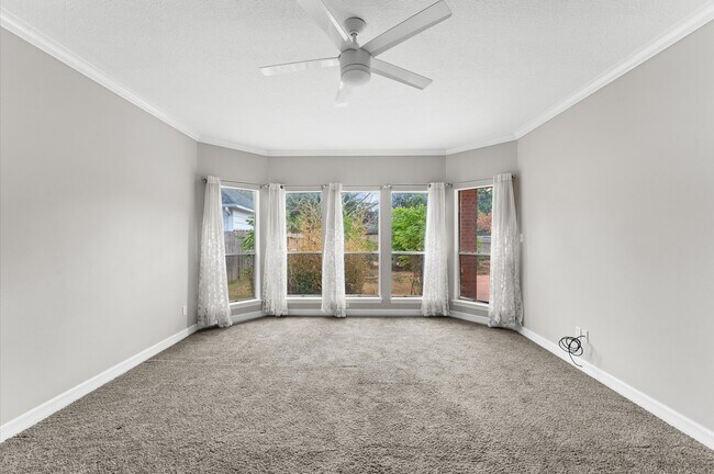 Building Photo - 4414 Riverside Oaks Dr