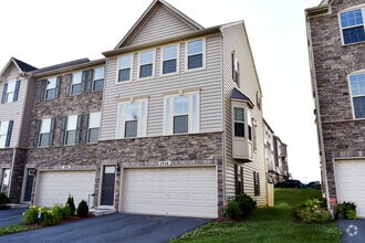 Building Photo - 5904 Leben Dr