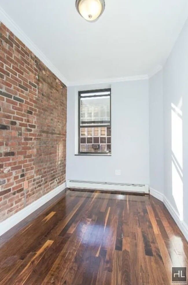 Foto del edificio - MULBERRY ST.