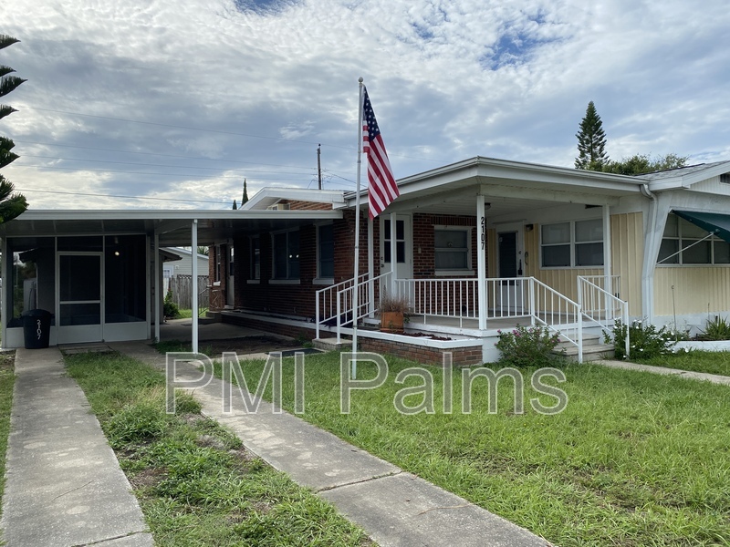 Primary Photo - 2107 Melody Dr