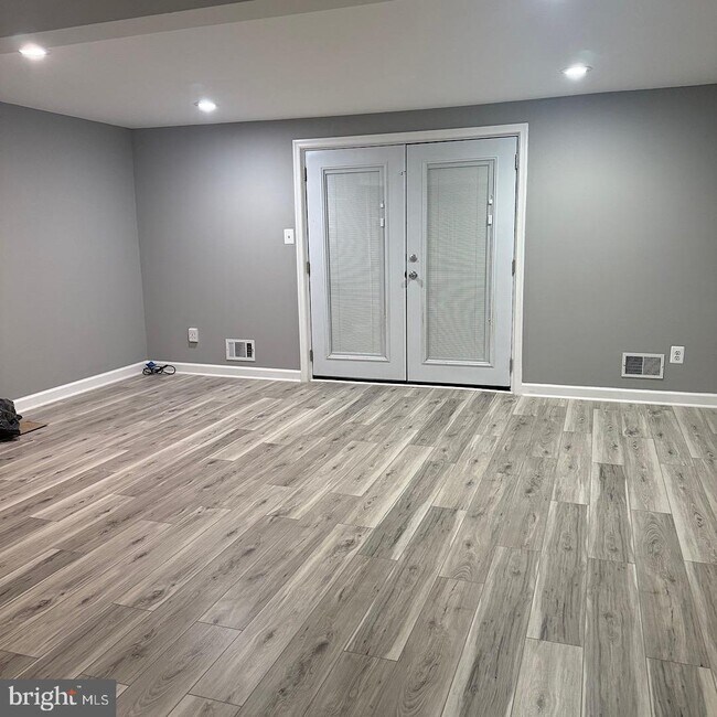 Foto del edificio - 503 Holly Hunt Rd