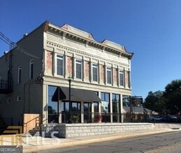 Building Photo - 397 Lagrange St