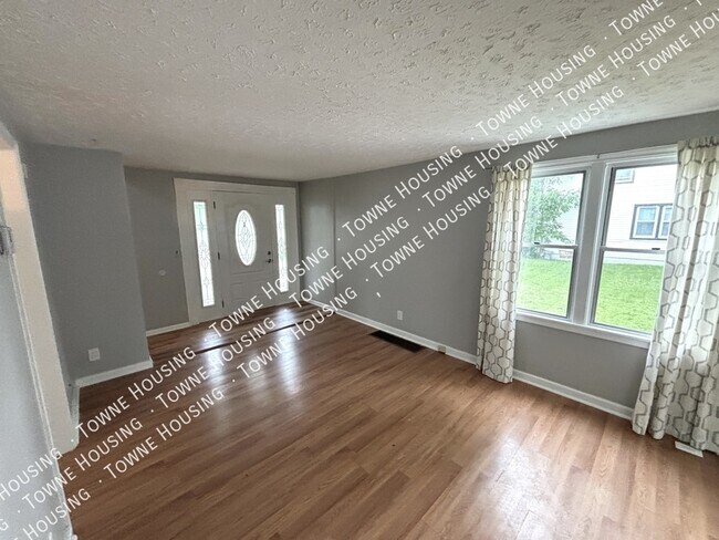 Building Photo - 520 76th St