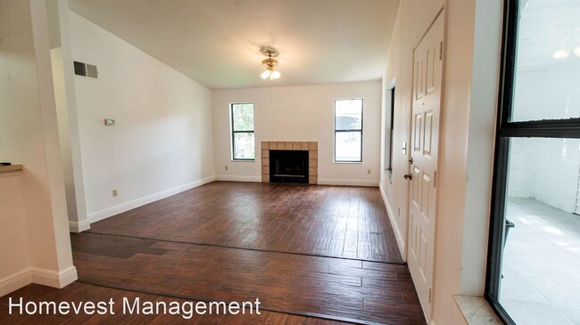 Building Photo - 2 br, 2 bath House - 3136 S Semoran Blvd #605