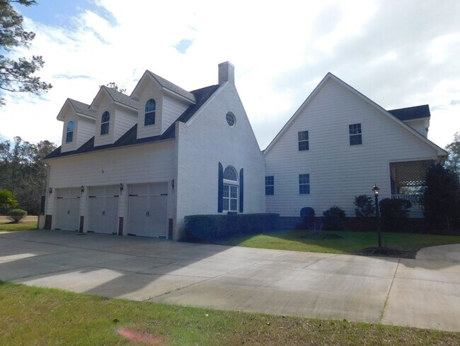 Building Photo - Luxurious Home in Plantation Harbor