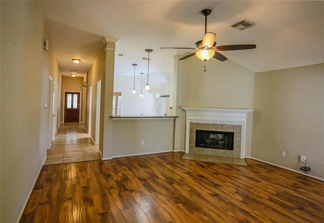 Building Photo - 21338 Willow Glade Dr