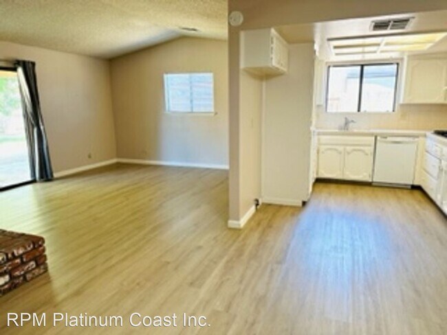 Building Photo - 3 br, 2 bath House - 168 N. Cindy Ave.