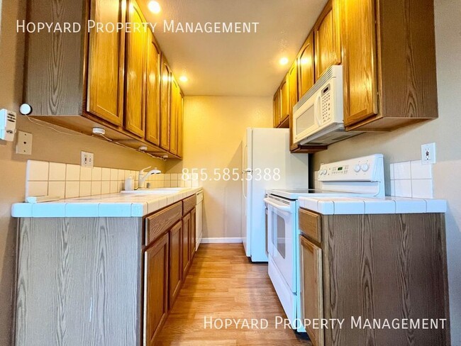 Building Photo - Private 1 Bedroom Condo In South San Jose ...