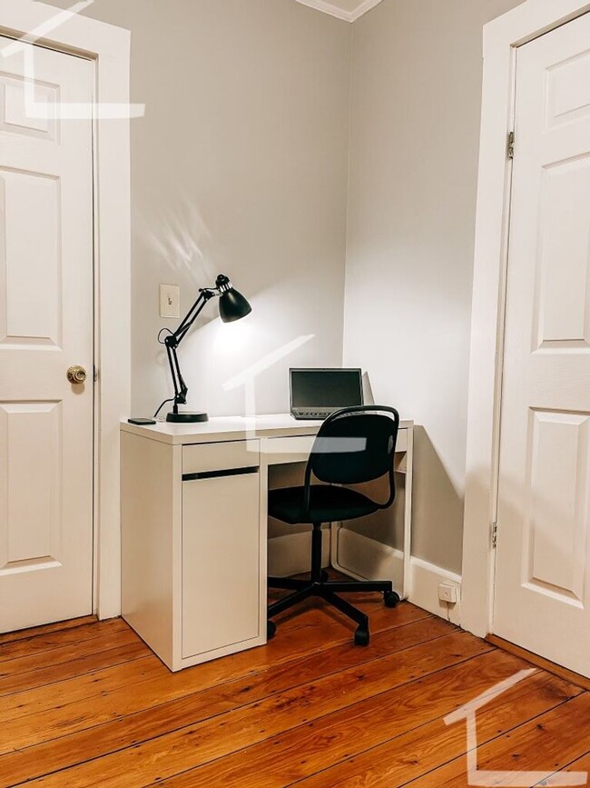 Foto del edificio - Budget Friendly Apt Near Harvard!   Perfec...