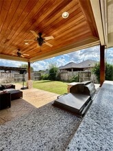 Building Photo - 27239 Aspen Falls Ln