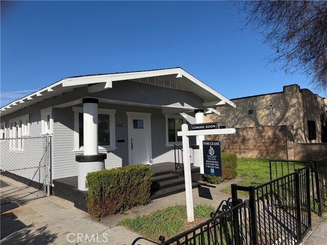 Foto del edificio - 1305 E 17th St