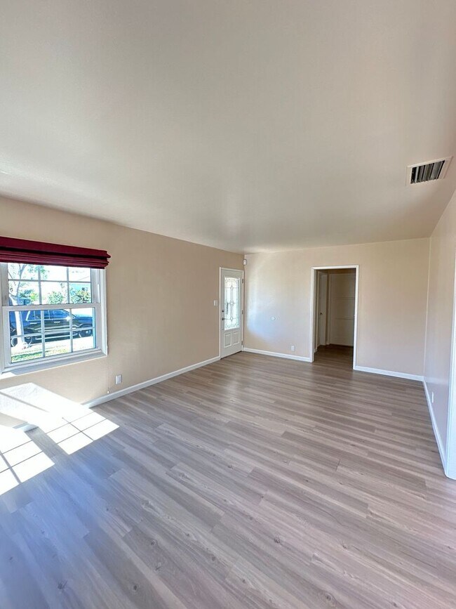 Foto del edificio - Lakewood 3 Bed Gorgeous House - New Paint ...