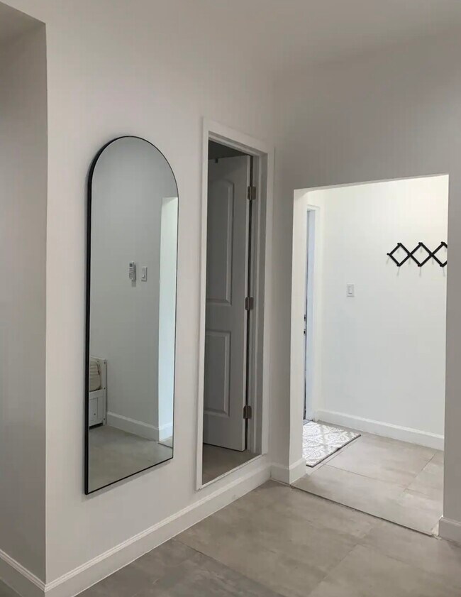 Foto del edificio - 2230 NW 6th St
