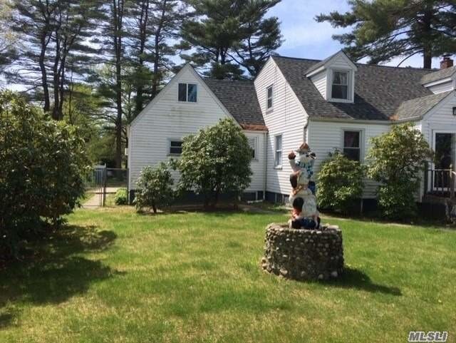 Primary Photo - 134 8th St