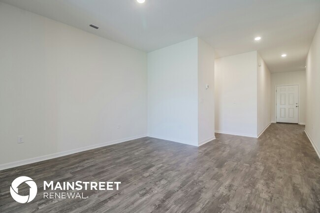 Building Photo - 3022 Neverland Dr