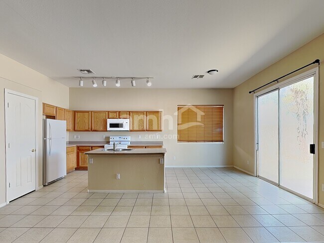 Foto del edificio - 13544 W Ironwood St