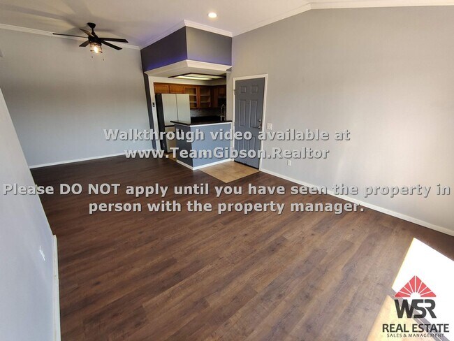 Foto del edificio - 2 Bedroom / 2 Bathroom Upstairs Condo