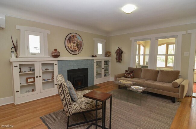 Building Photo - 2 br, 2 bath House - 1508 Roma Ave NE