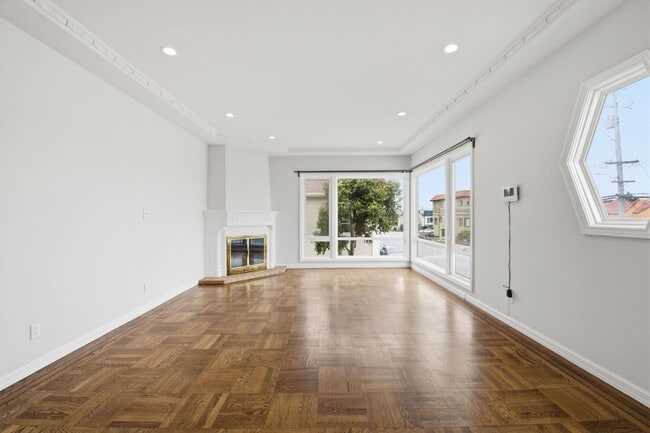 Building Photo - 1603 Ortega St
