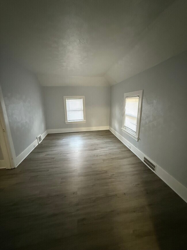 Foto del edificio - 2112 Miami St