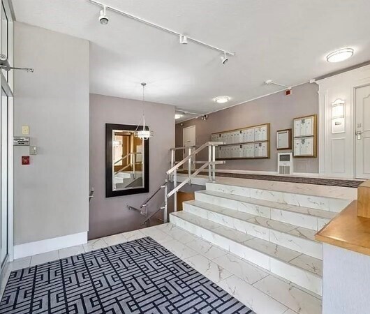 Foto del edificio - 20 Hammond Pond Pkwy