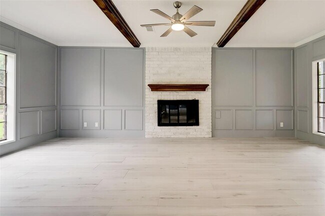 Building Photo - 12435 Piping Rock Dr