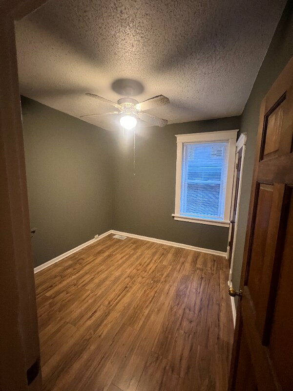 Foto del edificio - 5055 Beacon Ave