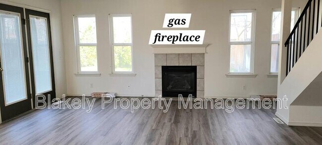Building Photo - 11298 W Stallion Ln