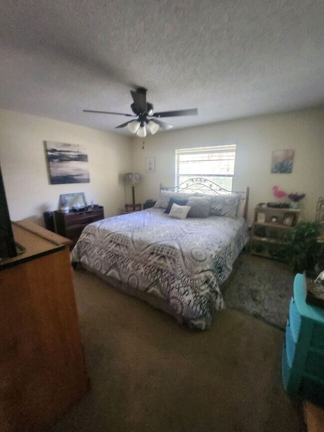 Foto del edificio - 2824 Coleman Ct
