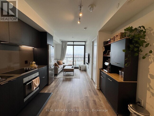 Photo du bâtiment - 86 Dundas St E